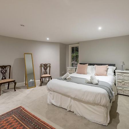 Georgian 2 Bed Apartment With 3 Bathrooms And Parking 外观 照片