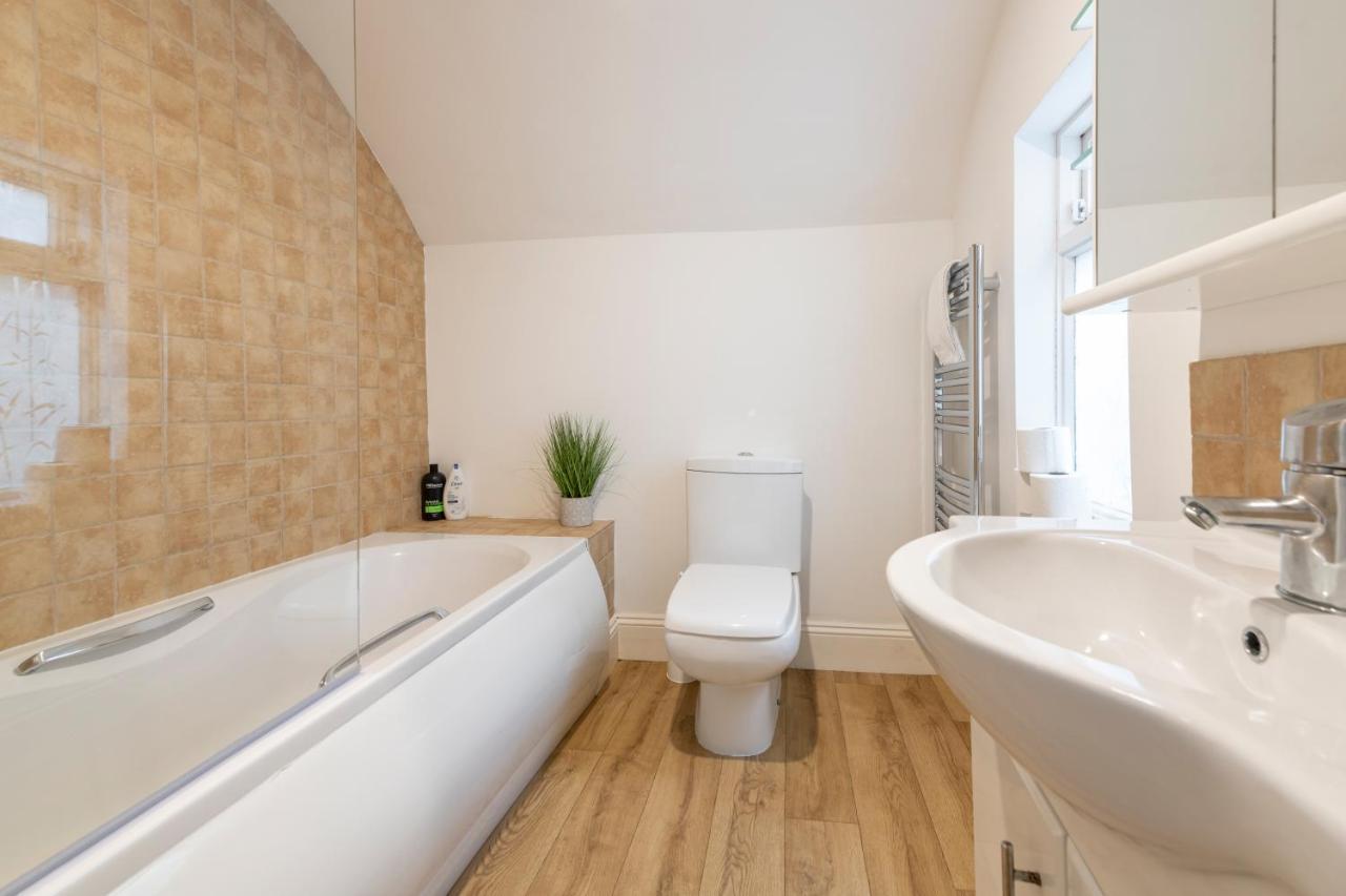 Georgian 2 Bed Apartment With 3 Bathrooms And Parking 外观 照片